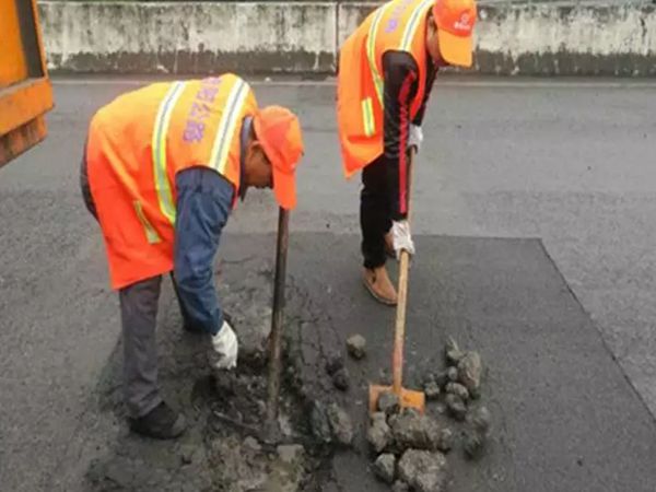 道路起砂处理.jpg
